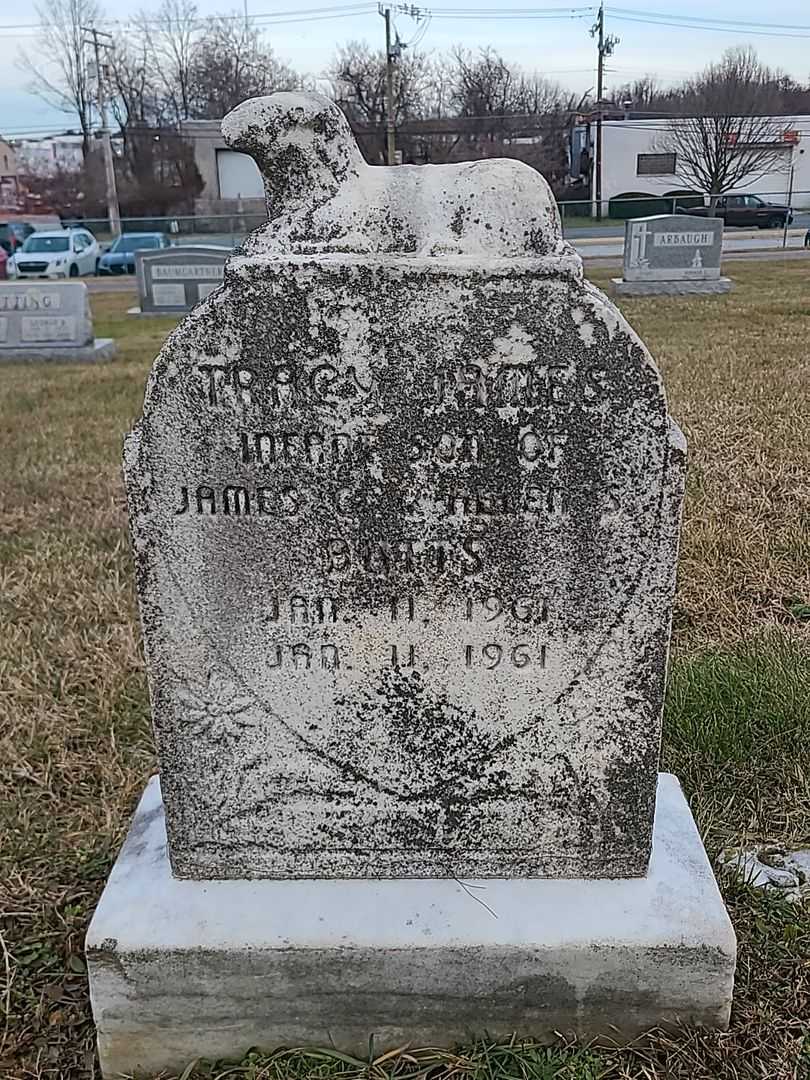 Tracy James Butts's grave. Photo 3