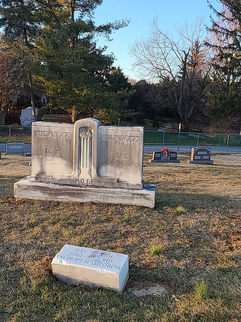 Ivan L. Hoff's grave. Photo 2