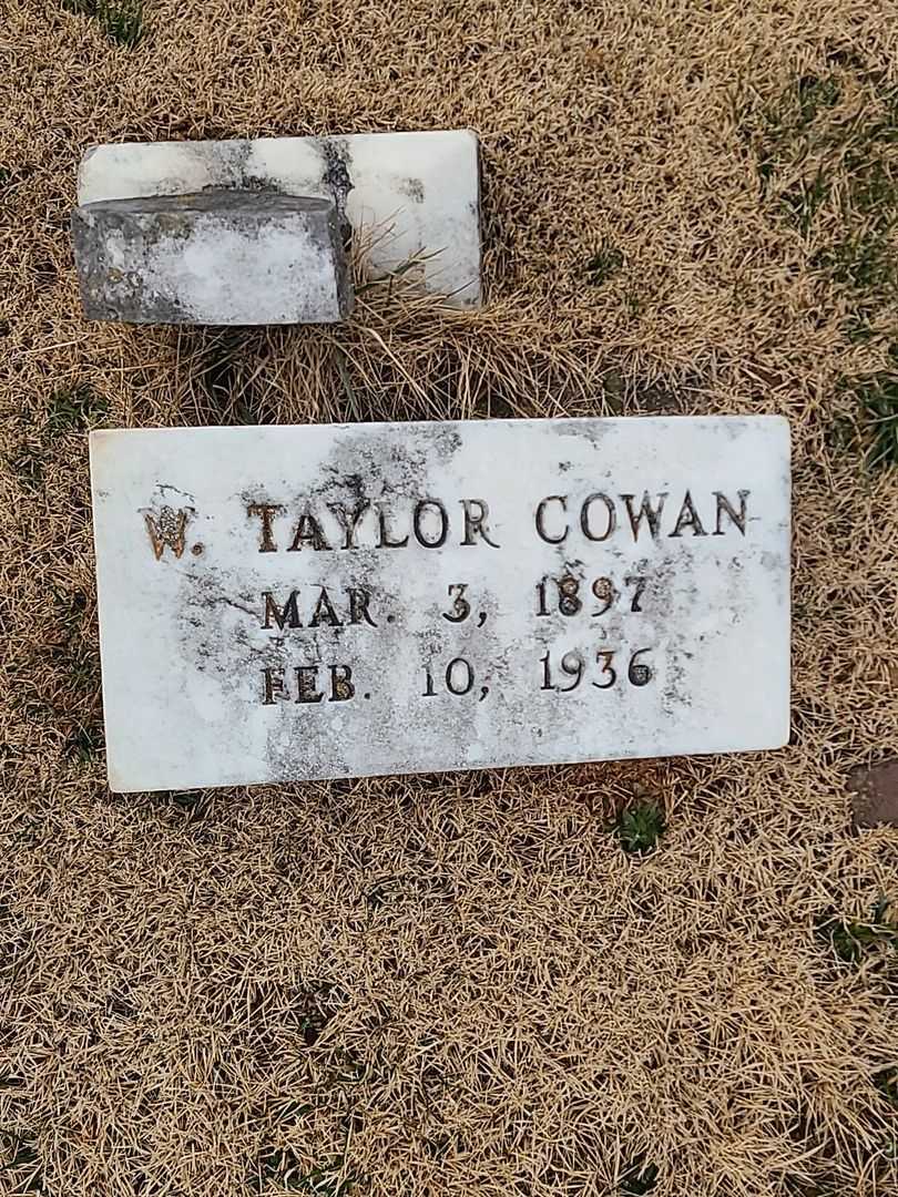 W. Taylor Cowan's grave. Photo 4