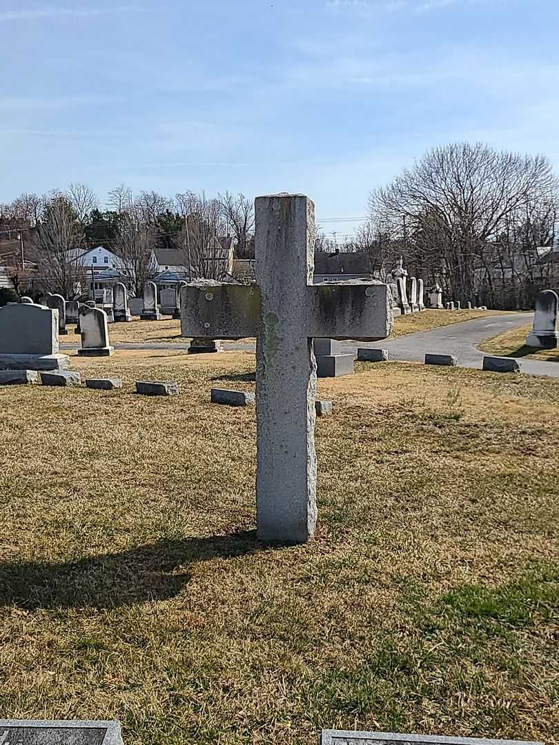 Caroline B. Babylon's grave. Photo 1