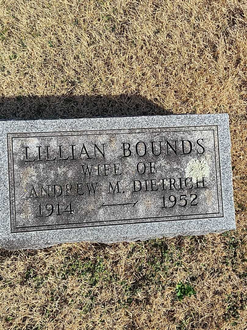 Lillian Bounds Dietrich's grave. Photo 3