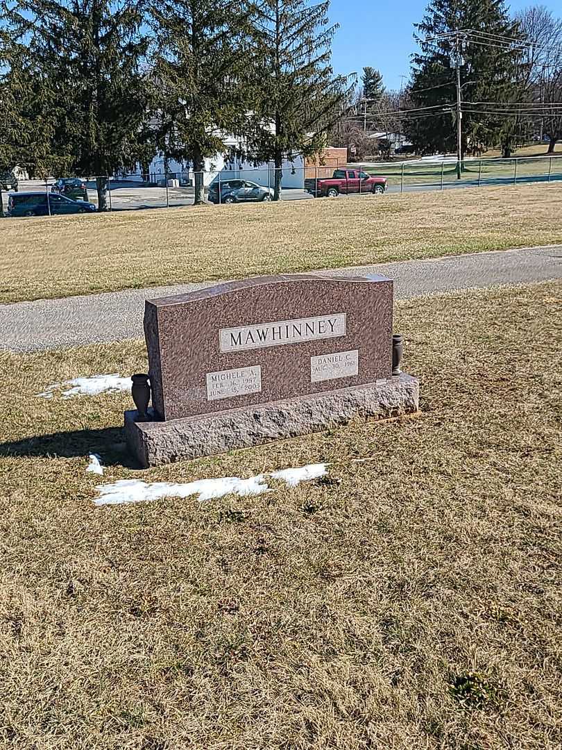 Michele A. Mawhinney's grave. Photo 2