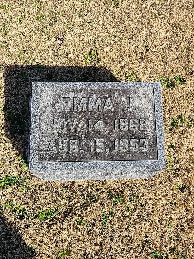 Emma J. Cootes's grave. Photo 3