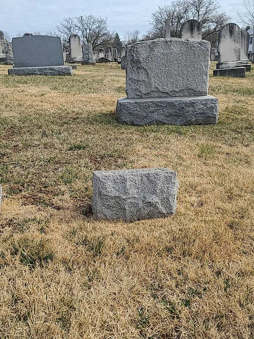 E. Ruth Zepp's grave. Photo 2