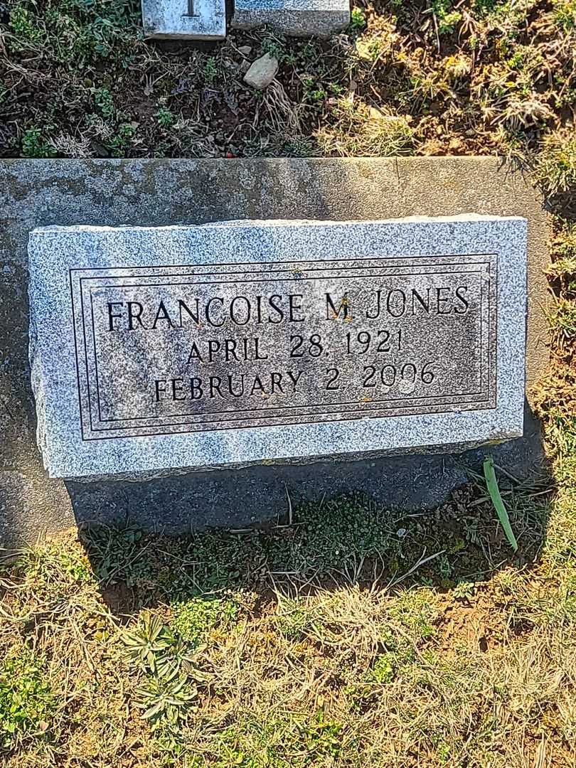 Francoise M. Jones's grave. Photo 3