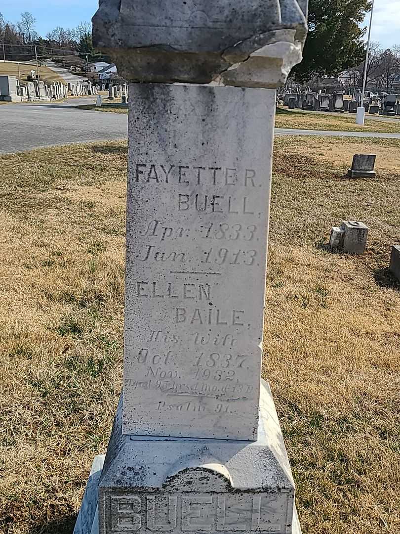 Fayette R. Buell's grave. Photo 2