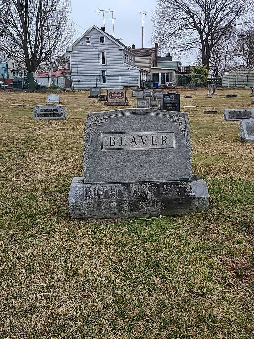 Jesse L. Beaver's grave. Photo 2