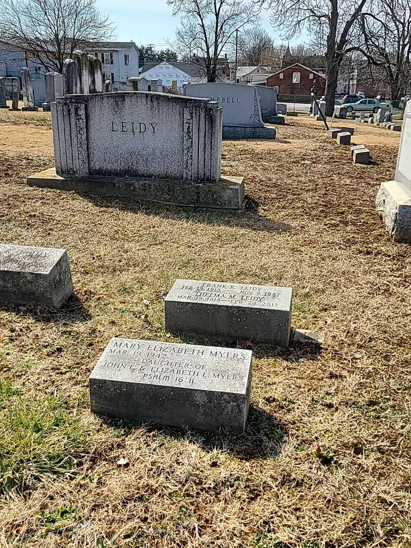 Frank R. Leidy's grave. Photo 2
