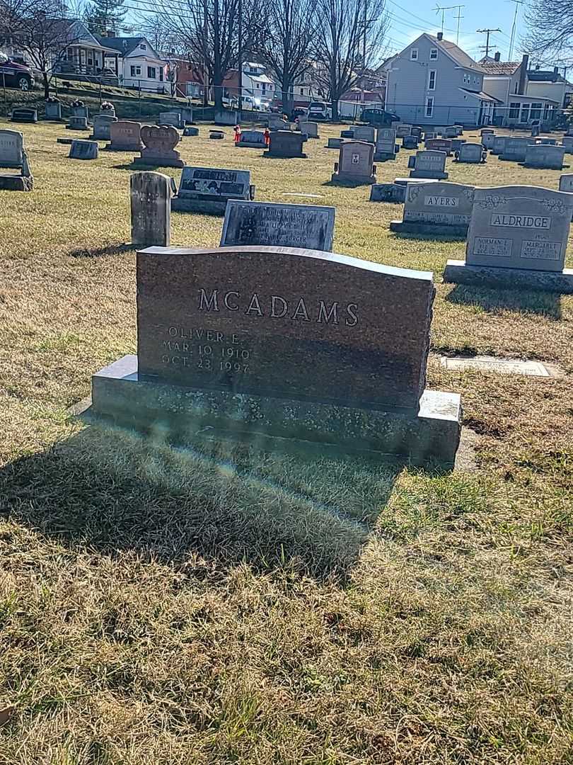 Oliver E. McAdams's grave. Photo 2