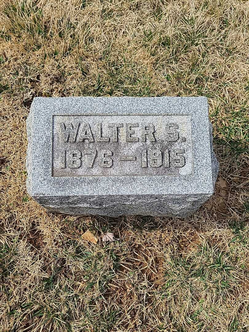 Walter S. Zepp's grave. Photo 3
