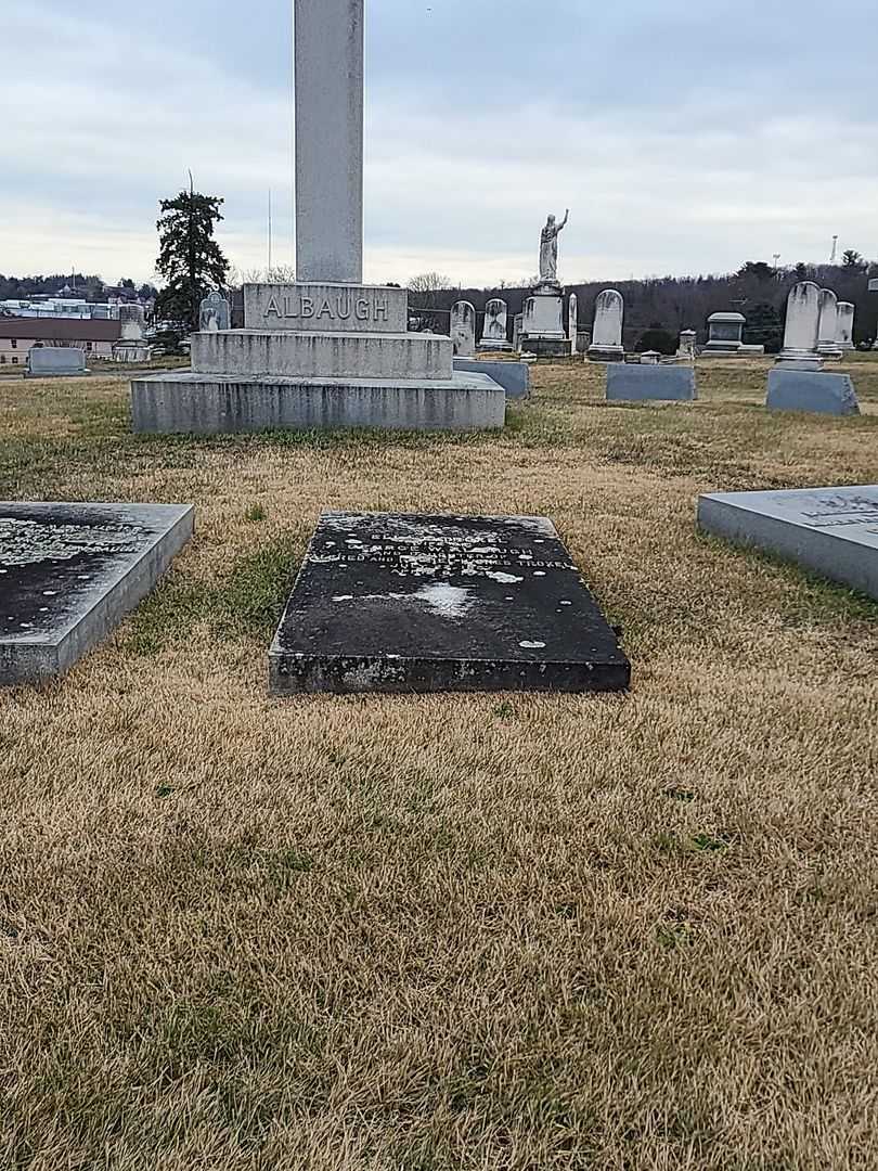 Ella E. Troxel Albaugh's grave. Photo 2