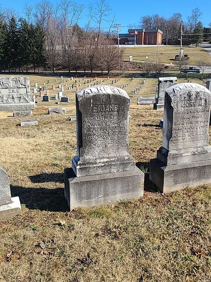 E. Jane Black's grave. Photo 2