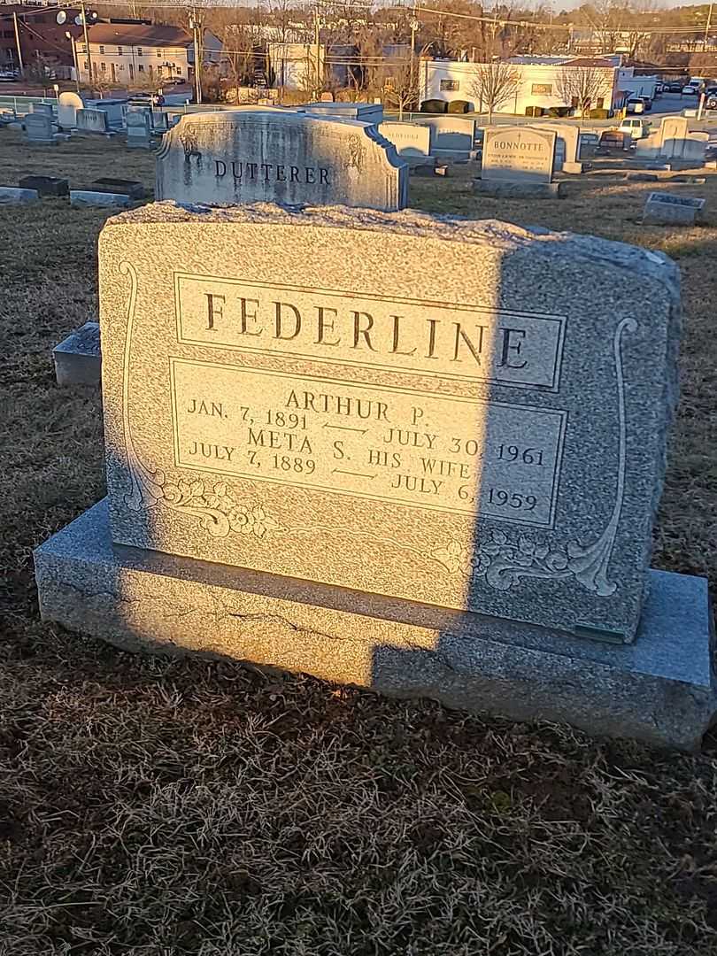 Arthur P. Federline's grave. Photo 1