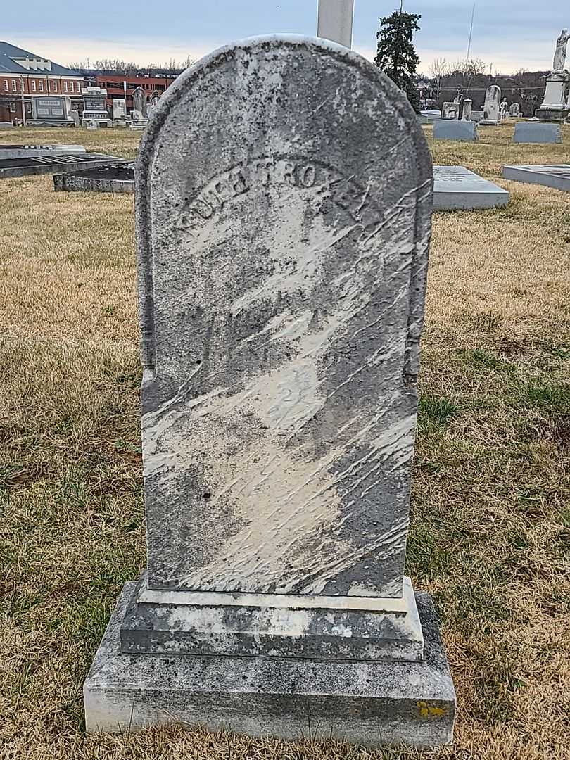 Ruth Troxell's grave. Photo 3