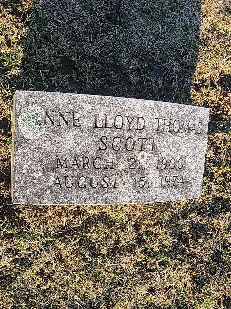 Anne Lloyd Thomas Scott's grave. Photo 3