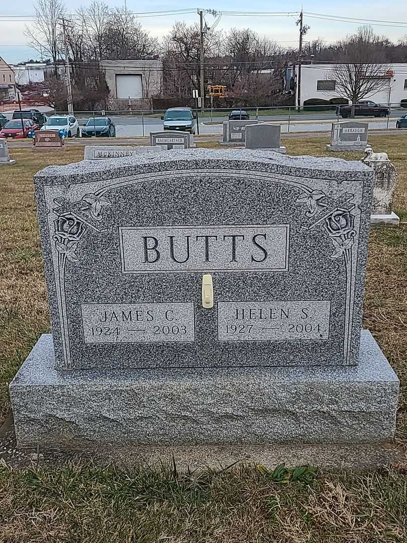 James C. "Jim" Butts's grave. Photo 1