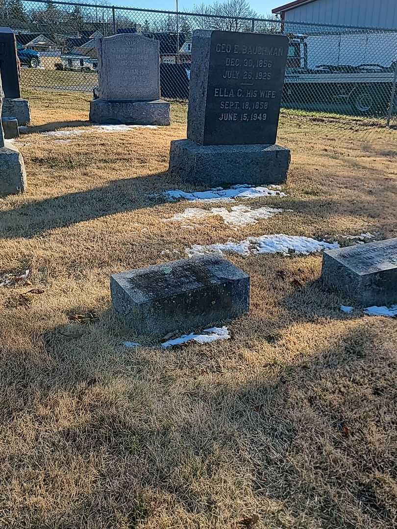 Herbert A. Yingling's grave. Photo 2