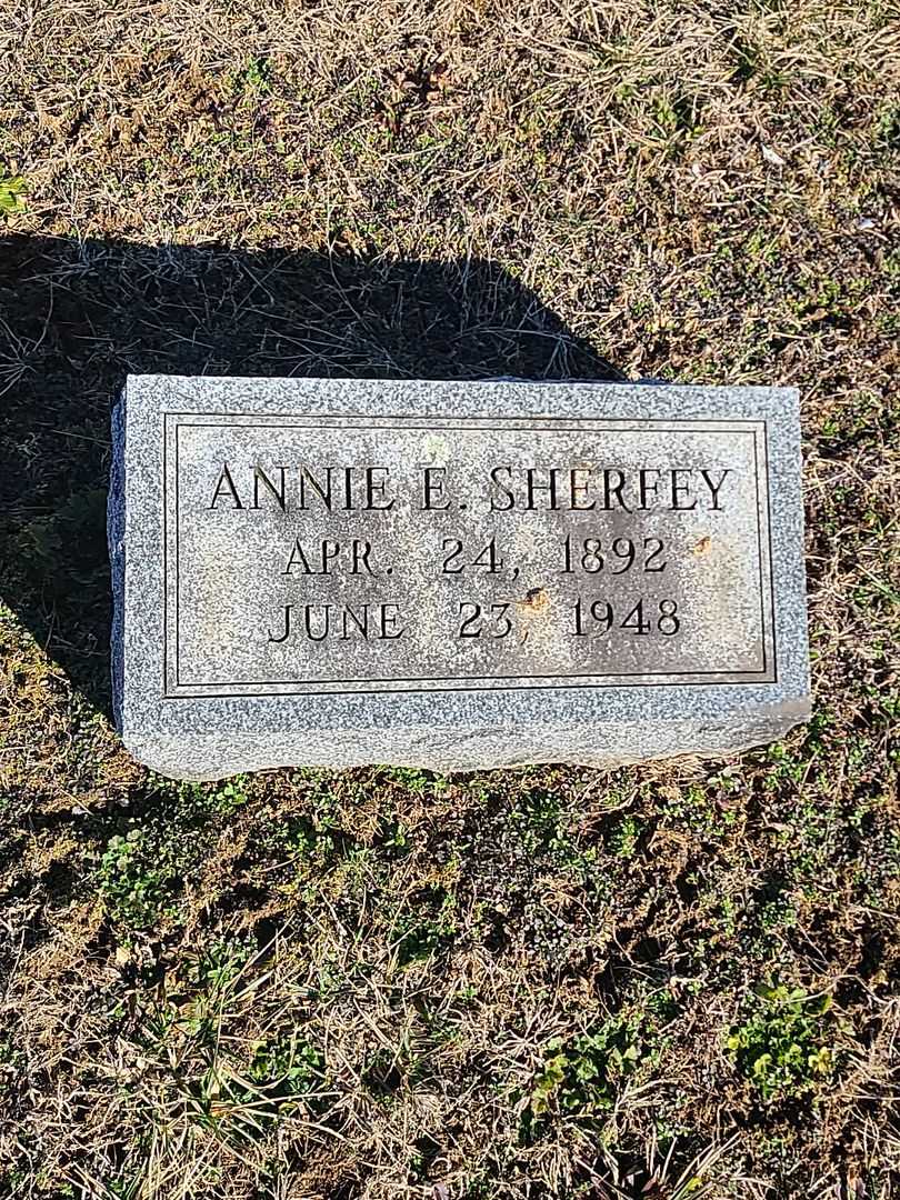 Annie E. Sherfey's grave. Photo 3