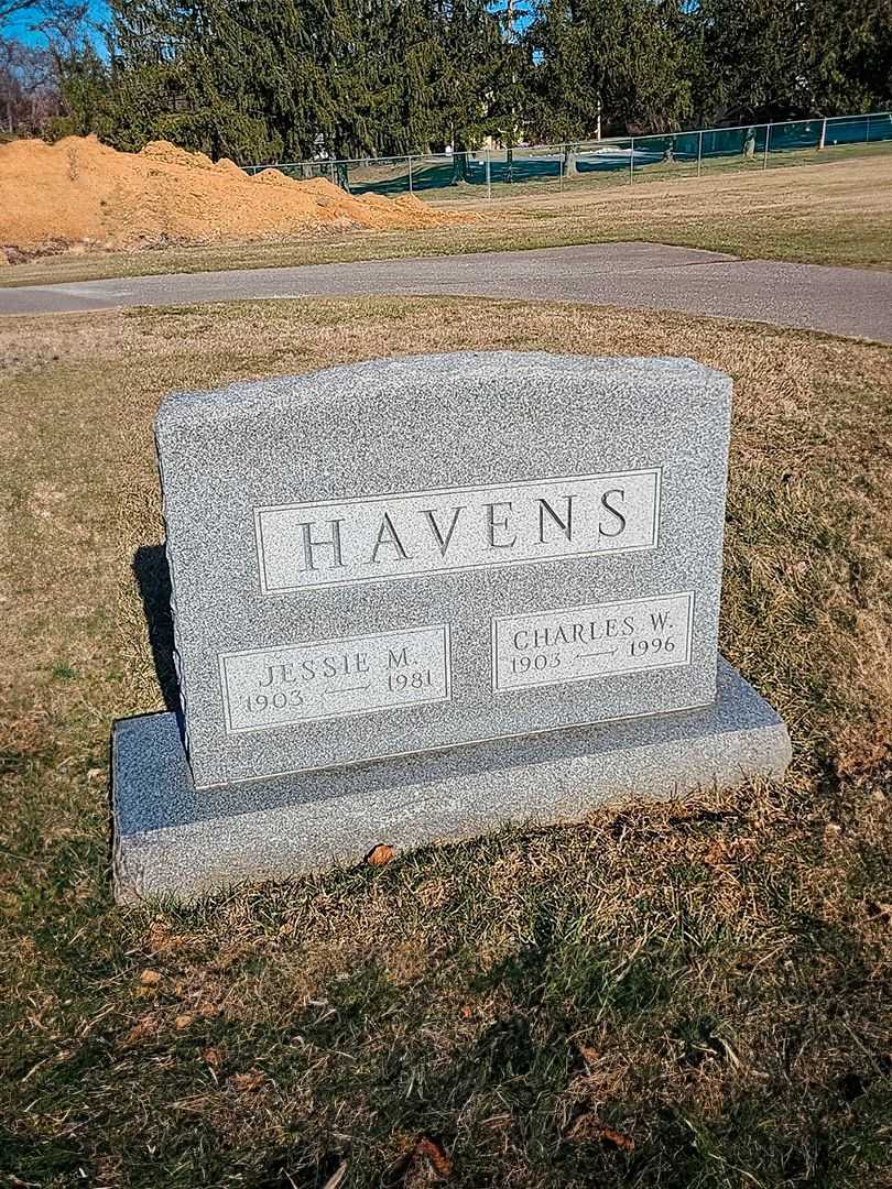 Jessie M. Havens's grave. Photo 3