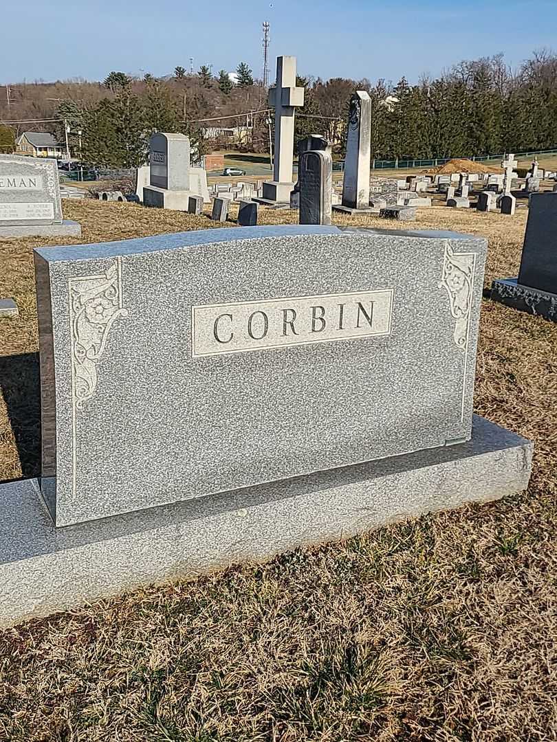 William F. Corbin Junior's grave. Photo 1