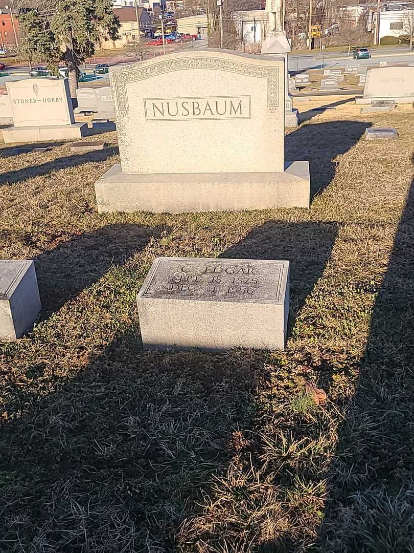 Charles Edgar Nusbaum's grave. Photo 2