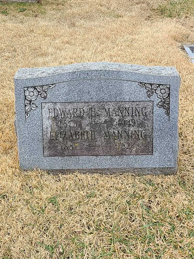 Elizabeth Manning's grave. Photo 3