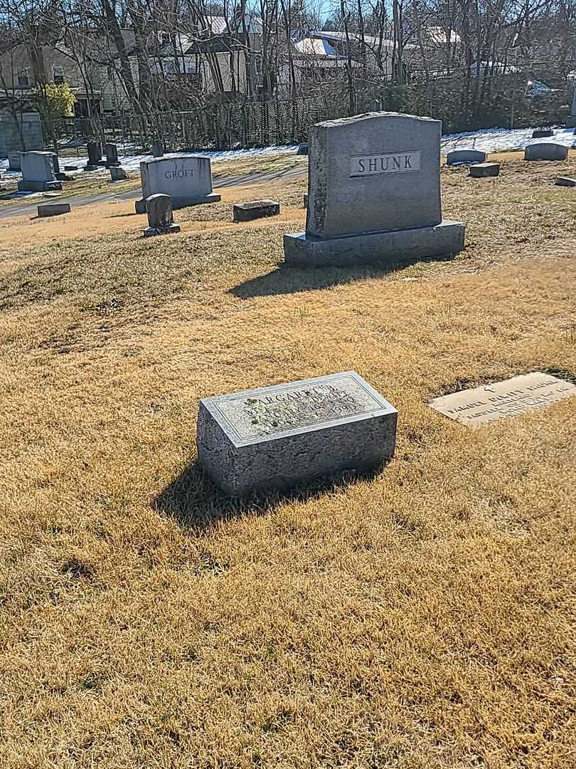 Margaret B. Shunk's grave. Photo 2