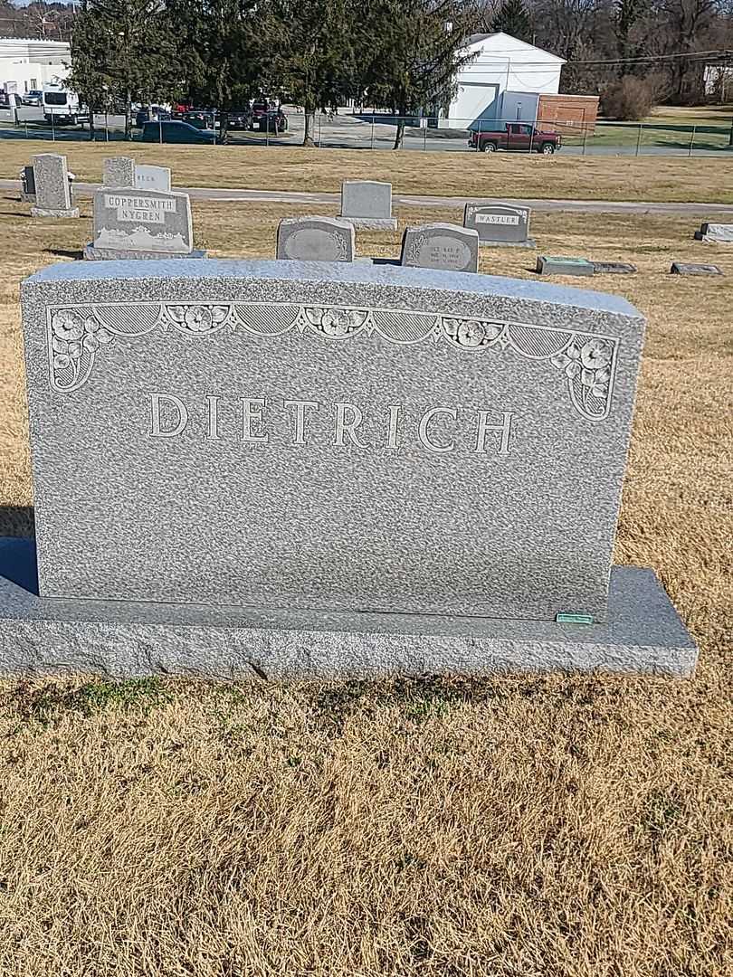 Andrew M. Dietrich's grave. Photo 1
