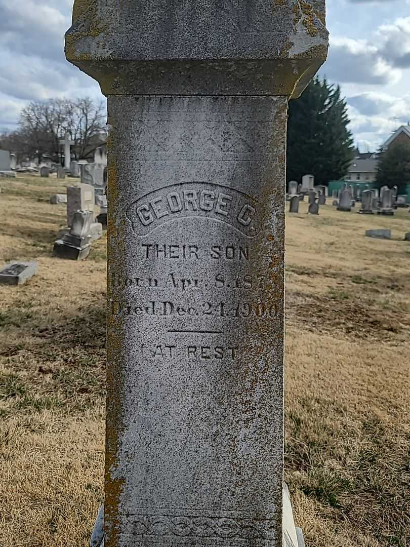 George C. Yingling's grave. Photo 3