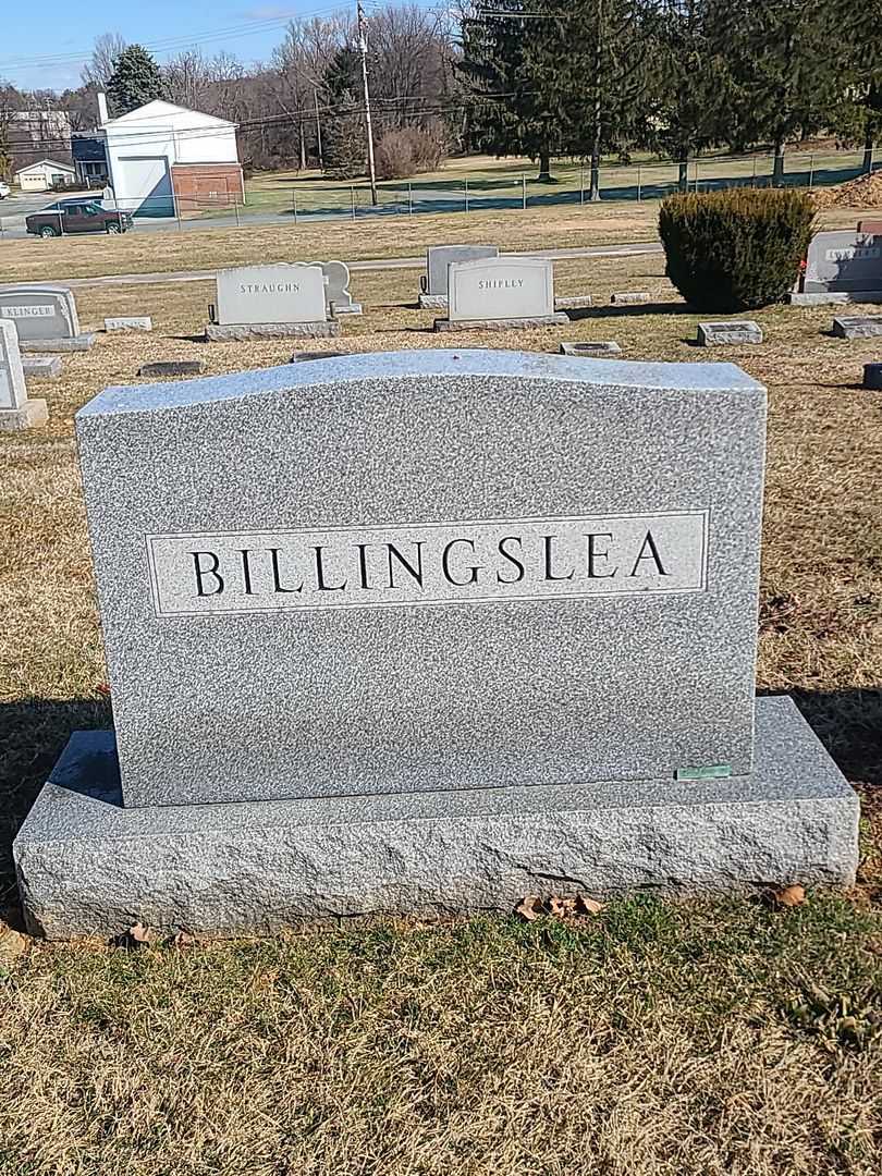 Leeds Kerr Billingslea's grave. Photo 1