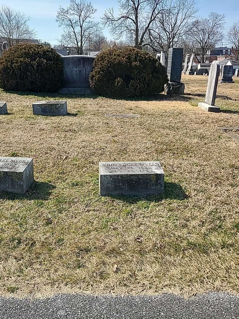 John Edgar Myers's grave. Photo 2