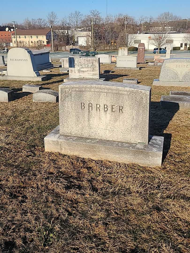 Emroy E. Wilhelm's grave. Photo 1