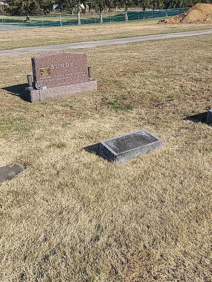 Frank C. Velnoskey's grave. Photo 2