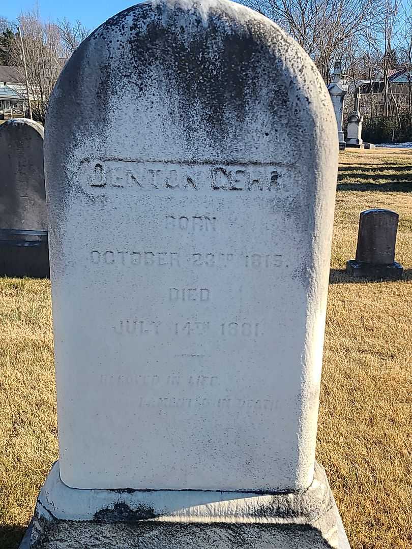 Denton Gehr's grave. Photo 3