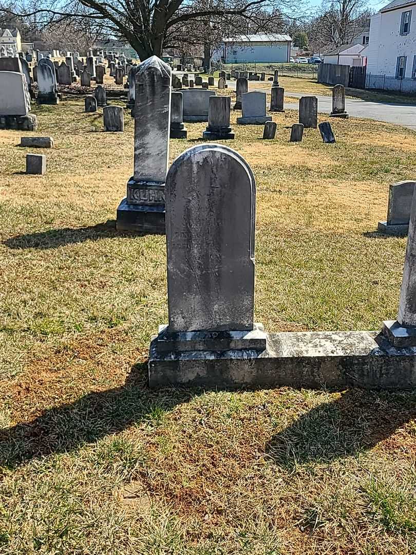 Sarah Ann Kuhn's grave. Photo 2