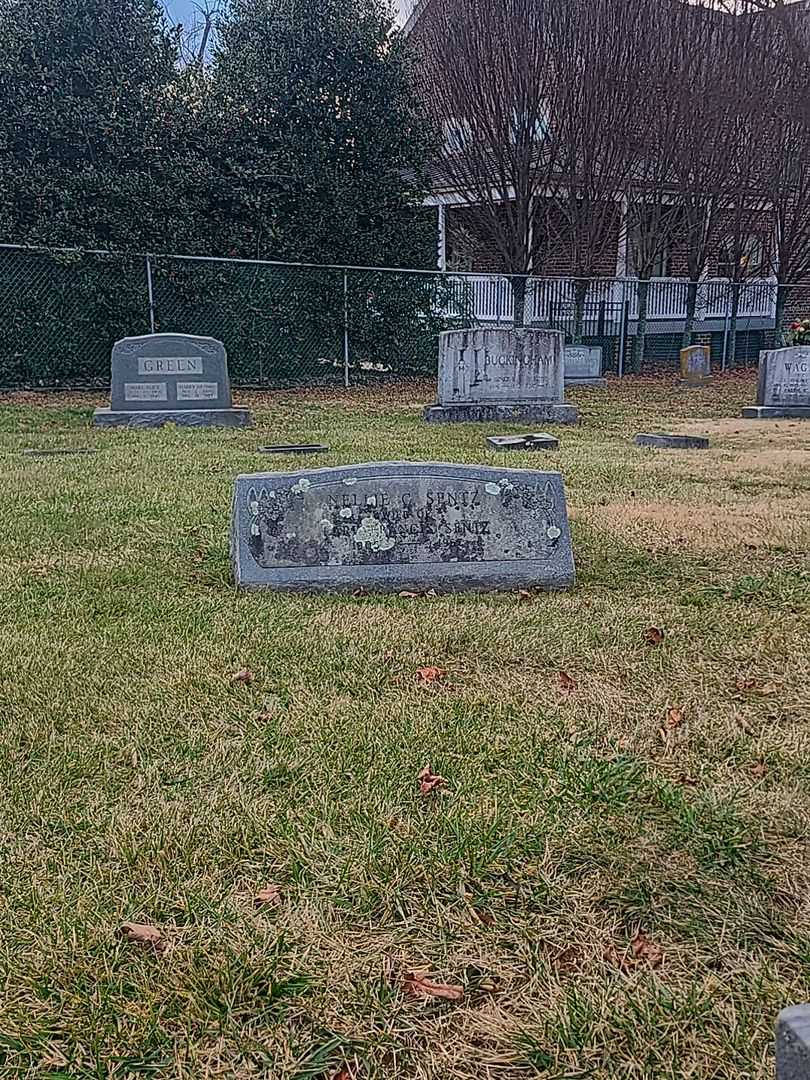 Nellie C. Sentz's grave. Photo 2