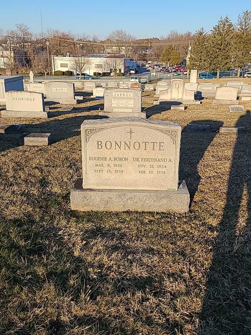 Doctor Ferdinand A. Bonnotte's grave. Photo 2
