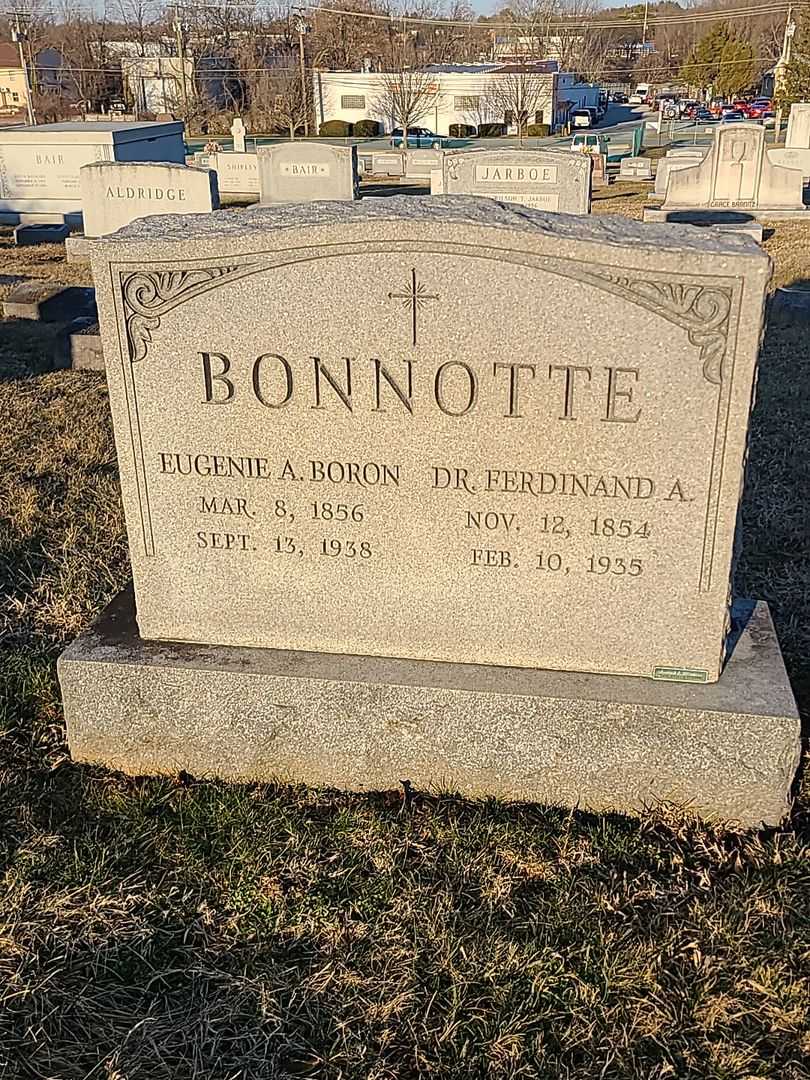 Doctor Ferdinand A. Bonnotte's grave. Photo 1