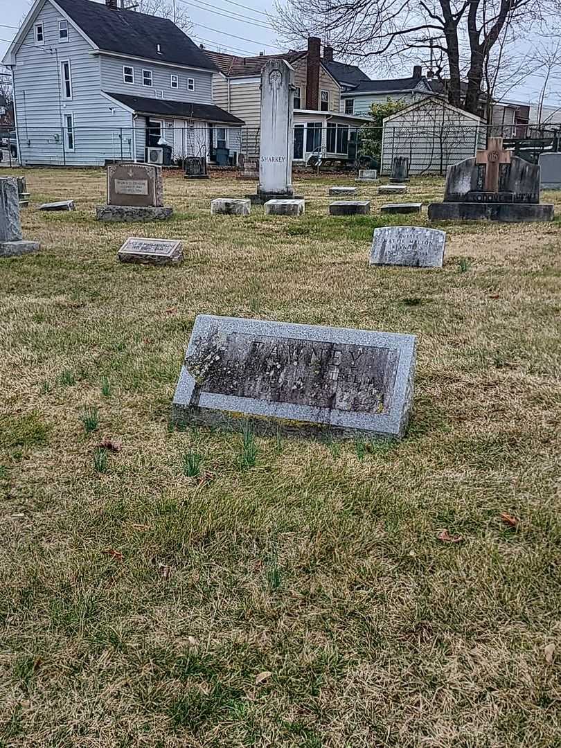 Ethel M. Tawney's grave. Photo 2