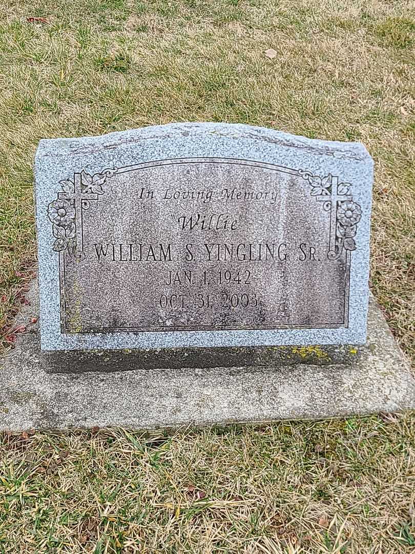 William S. "Willie" Yingling Senior's grave. Photo 1