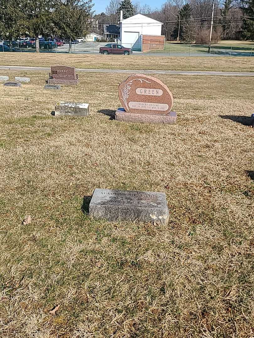 Marion B. Gore's grave. Photo 2