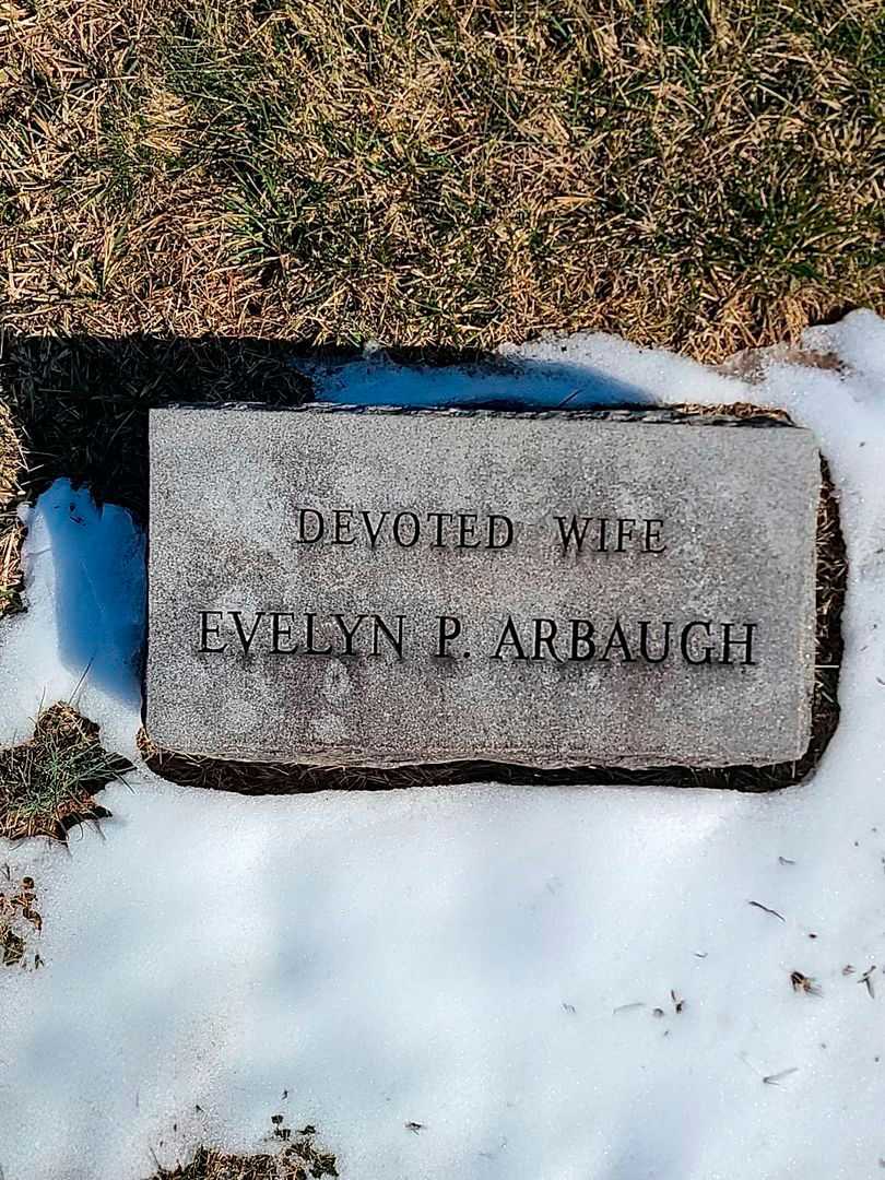 Evelyn P. Arbaugh's grave. Photo 4