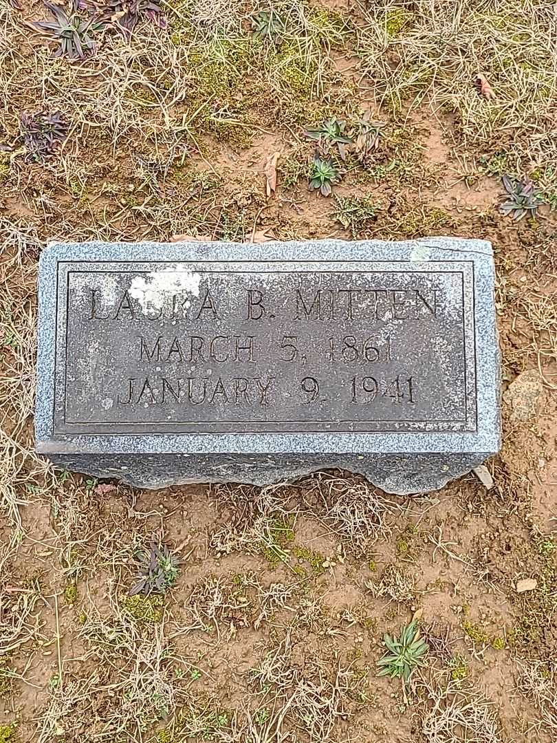 Laura B. Mitten's grave. Photo 3