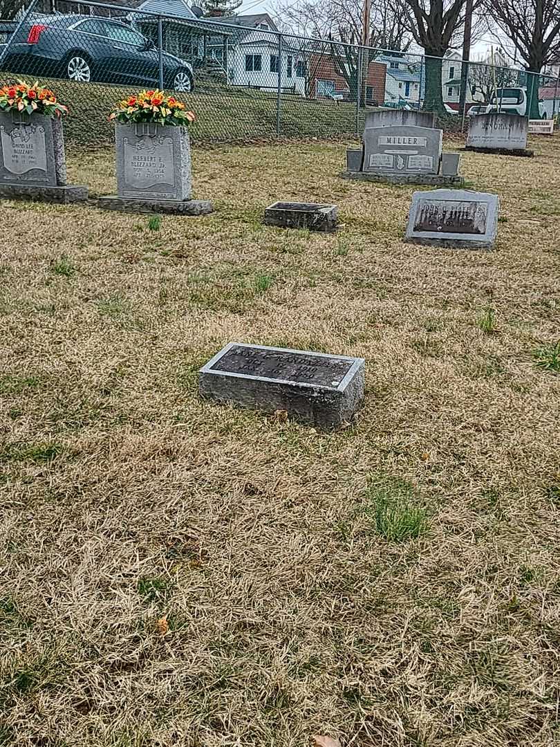 Jane G. Randazzese's grave. Photo 2