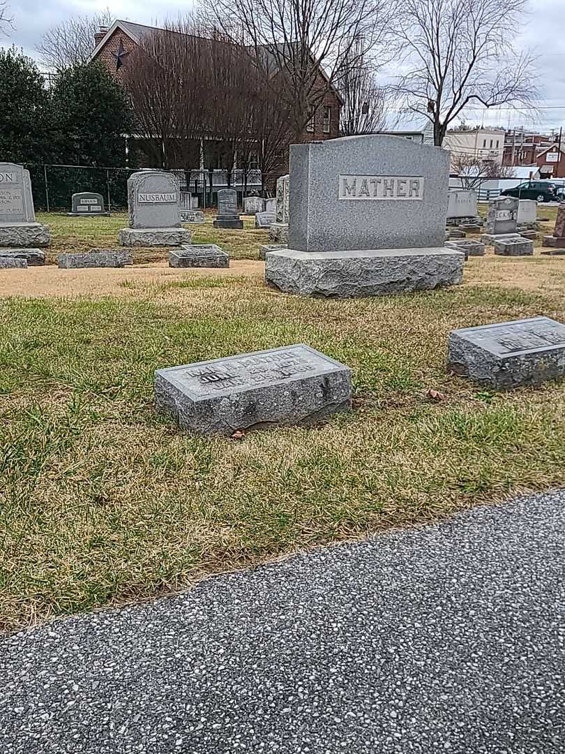 Nan R. Mather's grave. Photo 2