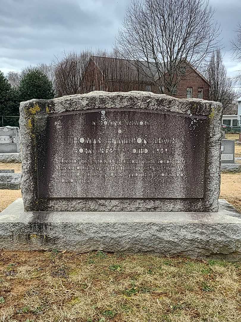 Thomas Hamilton Lewis's grave. Photo 3