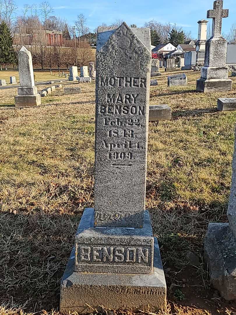 Mary Benson's grave. Photo 3