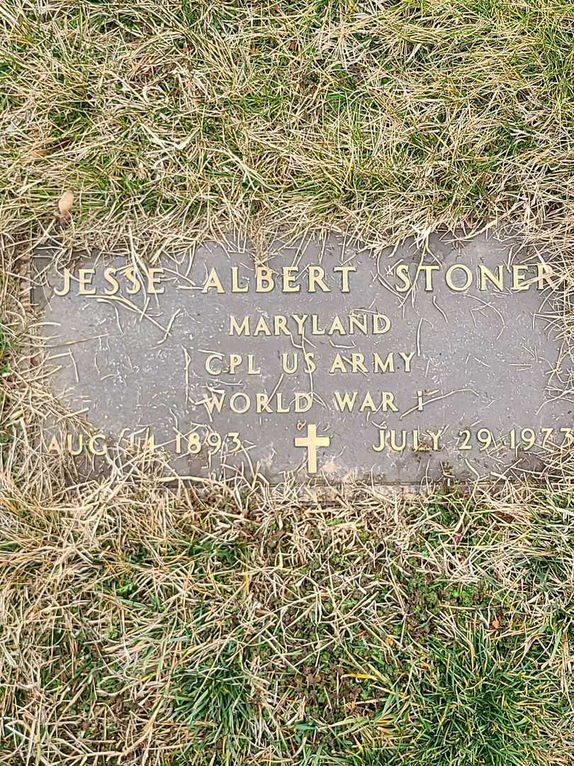 Jesse Albert Stoner's grave. Photo 3