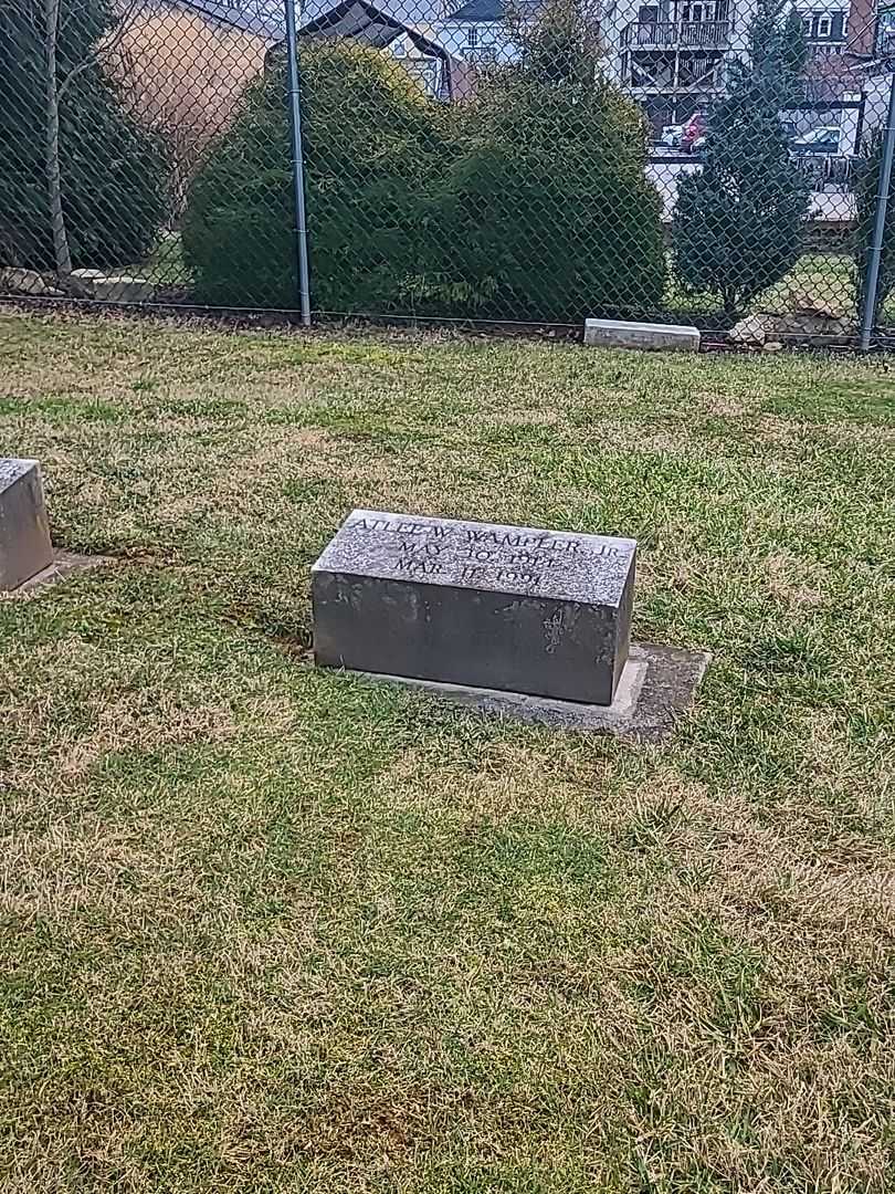 Atlee W. Wampler Junior's grave. Photo 4