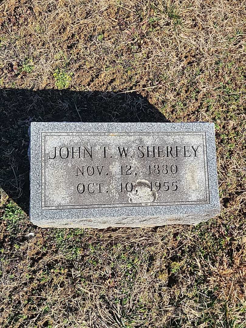 Benjamin D. Sherfey's grave. Photo 1